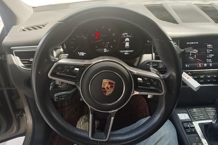 Used Porsche Macan 2017 Macan 2.0T Steering Wheel