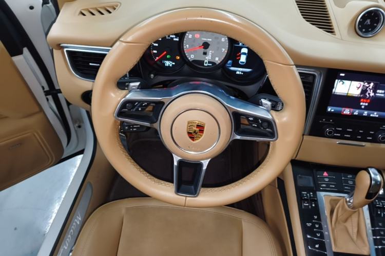 Used Porsche Macan 2017 Macan S 3.0T Steering Wheel