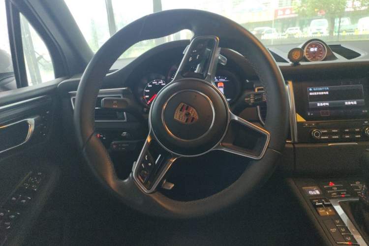 Used Porsche Macan 2017 Macan 2.0T Steering Wheel