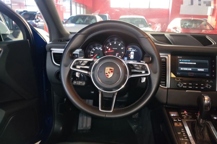 Used Porsche Macan 2017 Macan 2.0T Steering Wheel