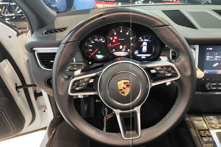 Used Porsche Macan 2017 Macan 2.0T Steering Wheel
