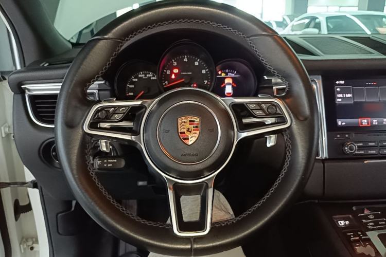 Used Porsche Macan 2017 Macan 2.0T Steering Wheel