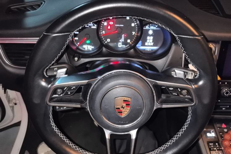 Used Porsche Macan 2017 Macan 2.0T Steering Wheel