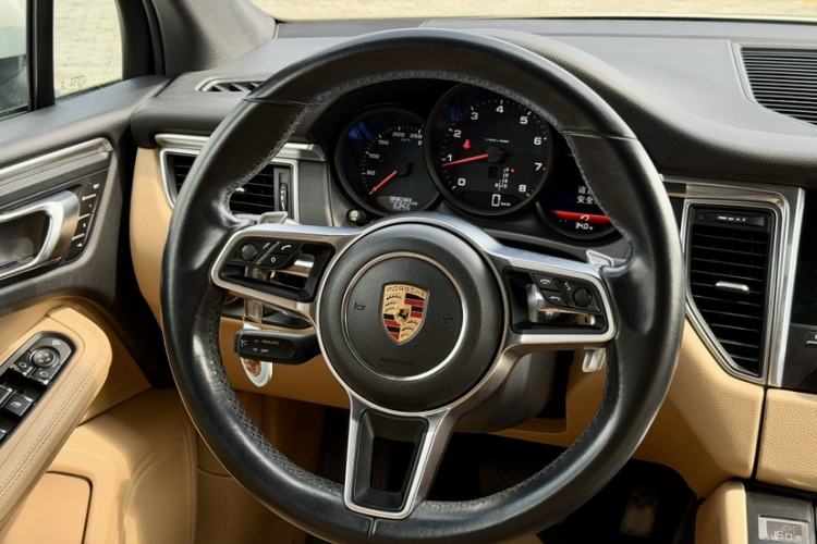 Used Porsche Macan 2017 Macan 2.0T Steering Wheel