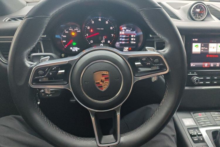 Used Porsche Macan 2017 Macan 2.0T Steering Wheel