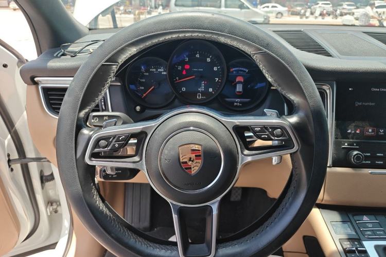 Used Porsche Macan 2017 Macan 2.0T Steering Wheel