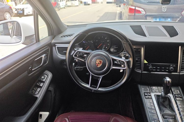 Used Porsche Macan 2017 Macan 2.0T Steering Wheel