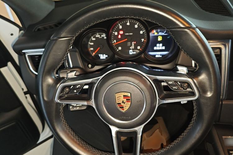 Used Porsche Macan 2017 Macan 2.0T Steering Wheel