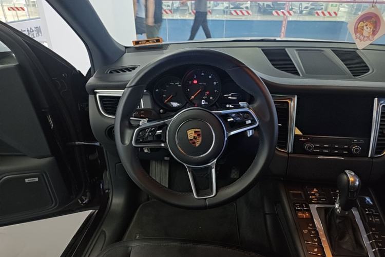 Used Porsche Macan 2017 Macan 2.0T Steering Wheel