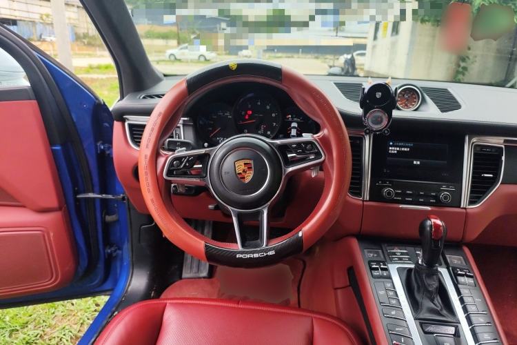 Used Porsche Macan 2017 Macan 2.0T Steering Wheel