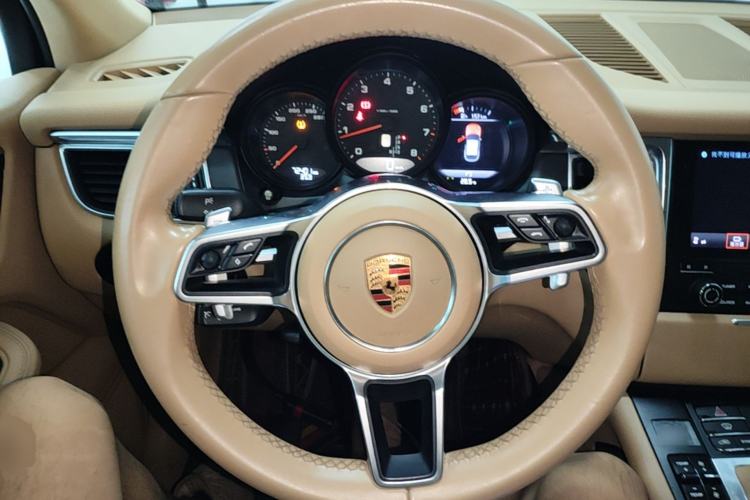 Used Porsche Macan 2017 Macan 2.0T Steering Wheel
