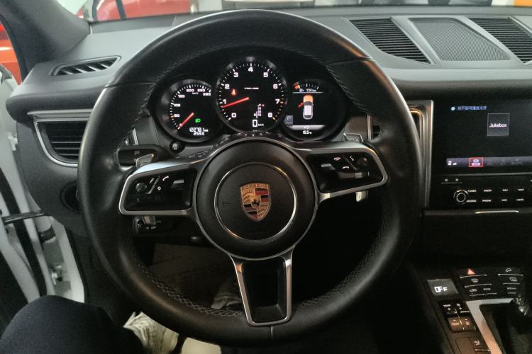 Used Porsche Macan 2017 Macan 2.0T Steering Wheel