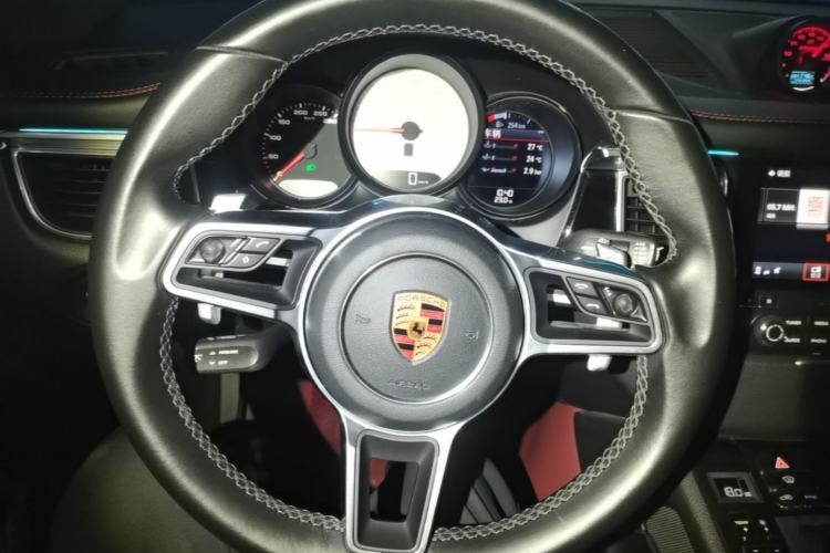 Used Porsche Macan 2017 Macan S 3.0T Steering Wheel