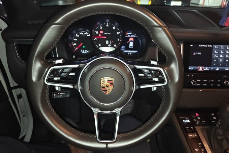 Used Porsche Macan 2017 Macan 2.0T Steering Wheel
