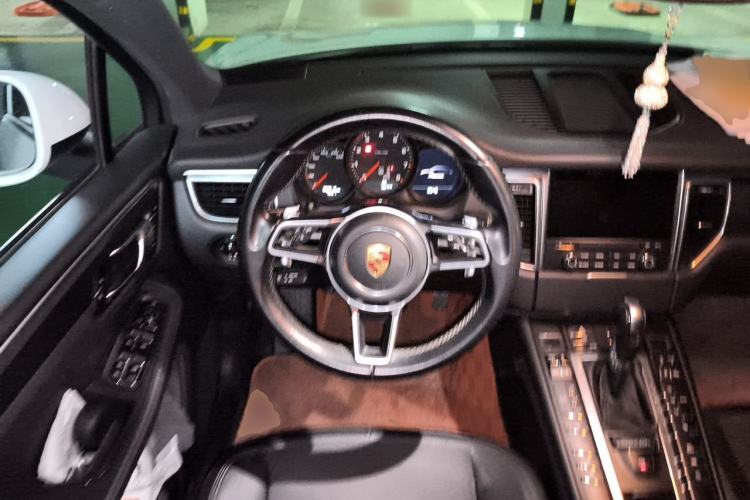 Used Porsche Macan 2017 Macan 2.0T Steering Wheel