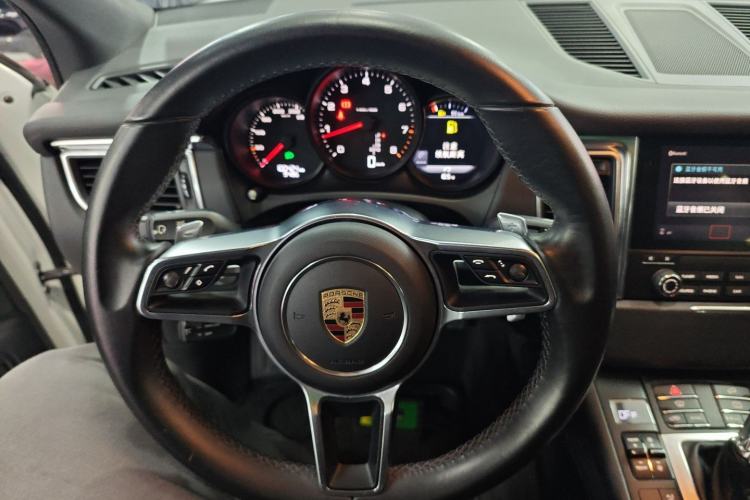 Used Porsche Macan 2017 Macan 2.0T Steering Wheel