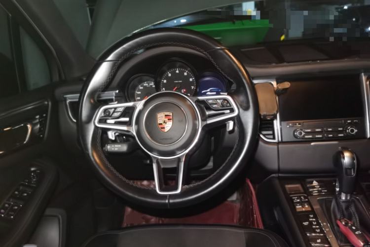 Used Porsche Macan 2017 Macan 2.0T Steering Wheel