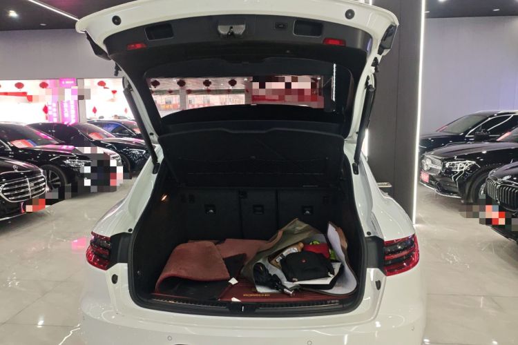 Used Porsche Macan 2017 Macan 2.0T Trunk