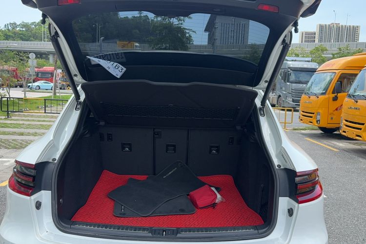 Used Porsche Macan 2017 Macan 2.0T Trunk