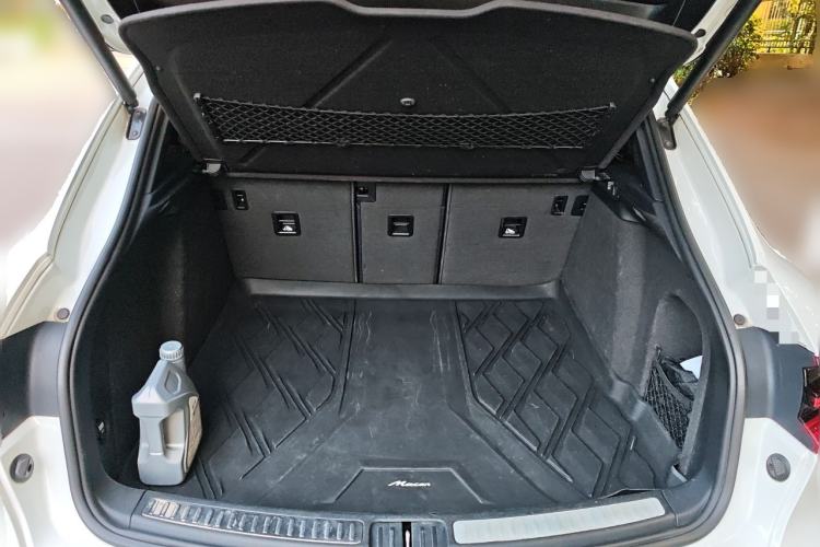 Used Porsche Macan 2017 Macan 2.0T Trunk
