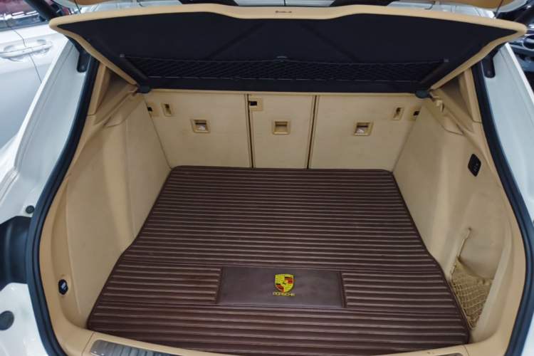 Used Porsche Macan 2017 Macan S 3.0T Trunk
