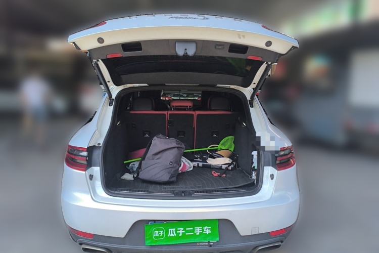 Used Porsche Macan 2017 Macan 2.0T Trunk