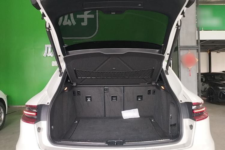 Used Porsche Macan 2017 Macan 2.0T Trunk