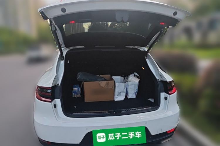 Used Porsche Macan 2017 Macan 2.0T Trunk