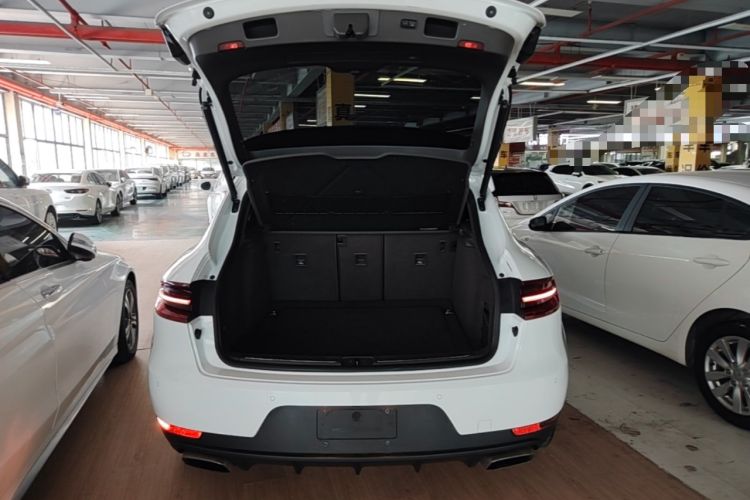 Used Porsche Macan 2017 Macan 2.0T Trunk