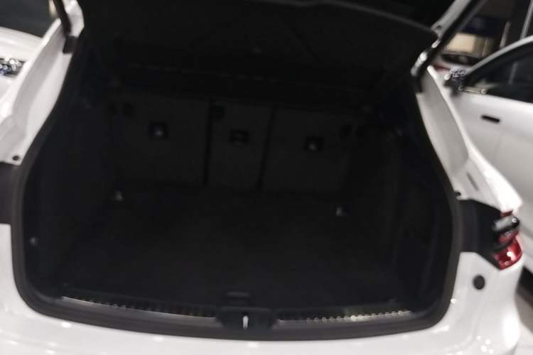 Used Porsche Macan 2017 Macan 2.0T Trunk