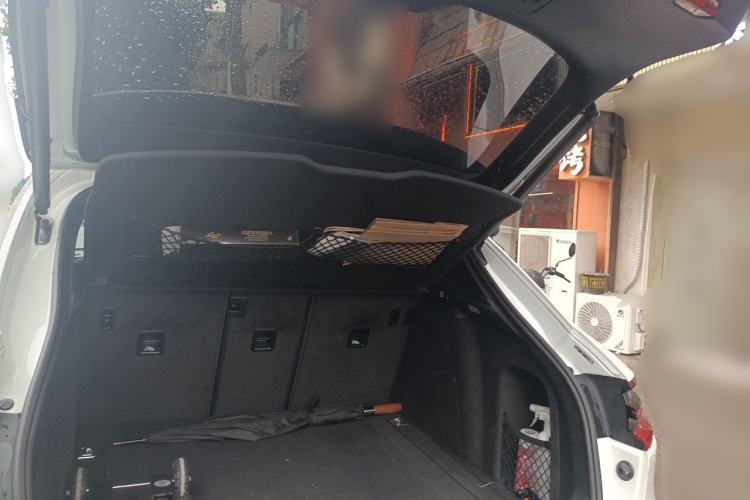 Used Porsche Macan 2017 Macan 2.0T Trunk