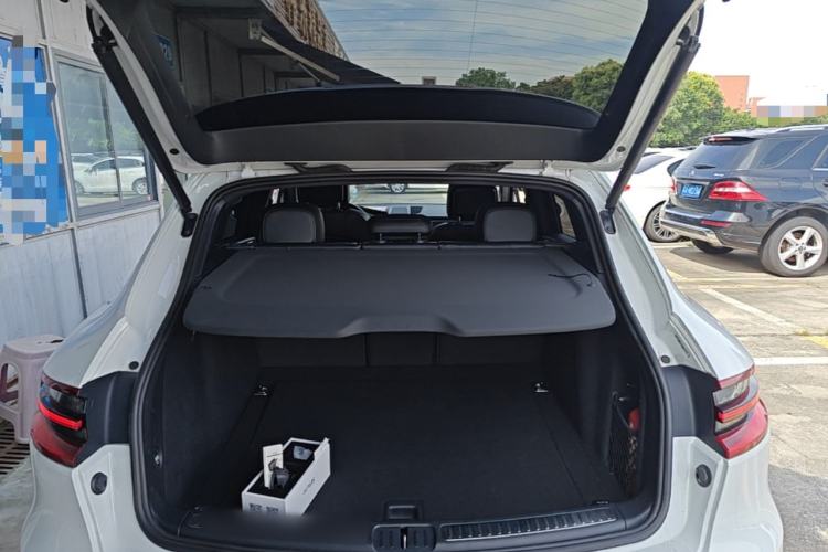 Used Porsche Macan 2017 Macan 2.0T Trunk