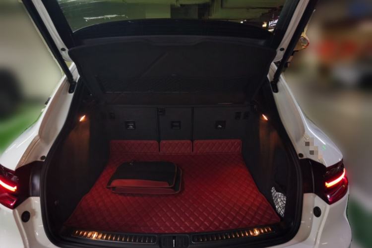 Used Porsche Macan 2017 Macan 2.0T Trunk