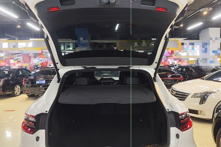 Used Porsche Macan 2017 Macan 2.0T Trunk