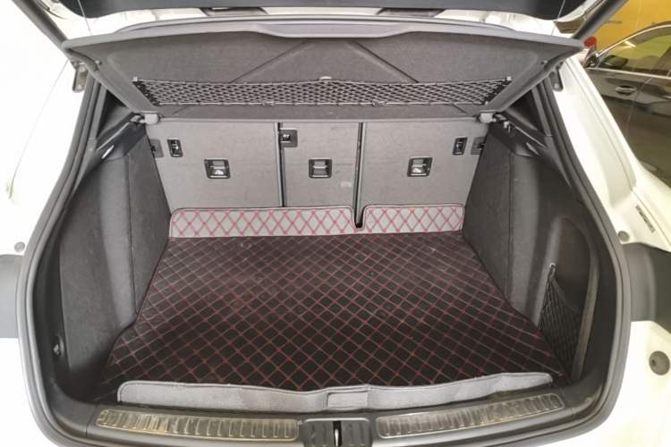 Used Porsche Macan 2017 Macan 2.0T Trunk