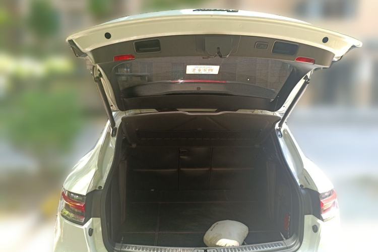 Used Porsche Macan 2017 Macan S 3.0T Trunk