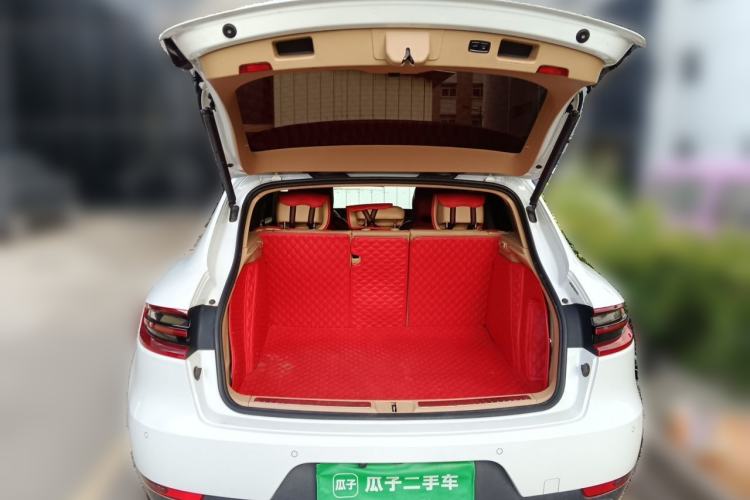 Used Porsche Macan 2017 Macan 2.0T Trunk