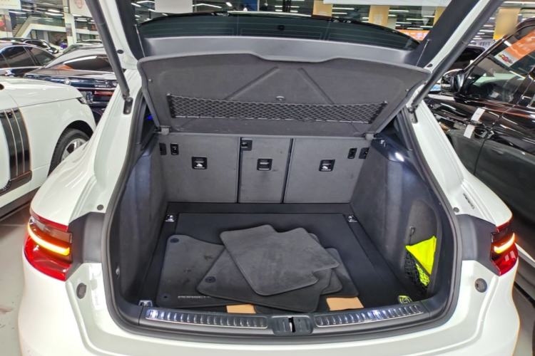 Used Porsche Macan 2017 Macan 2.0T Trunk