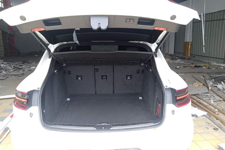 Used Porsche Macan 2017 Macan S 3.0T Trunk