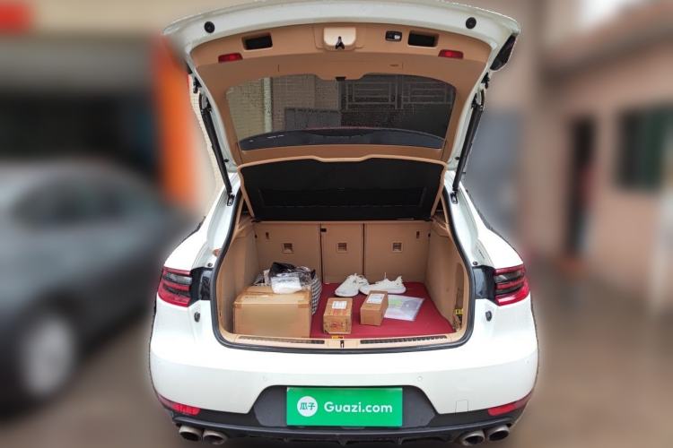 Used Porsche Macan 2017 Macan 2.0T Trunk