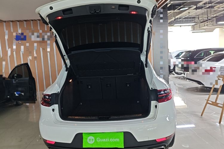Used Porsche Macan 2017 Macan 2.0T Trunk