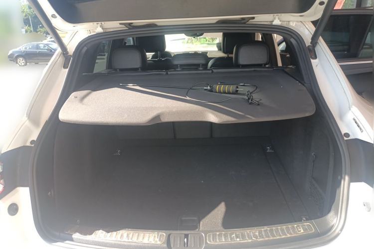 Used Porsche Macan 2017 Macan 2.0T Trunk