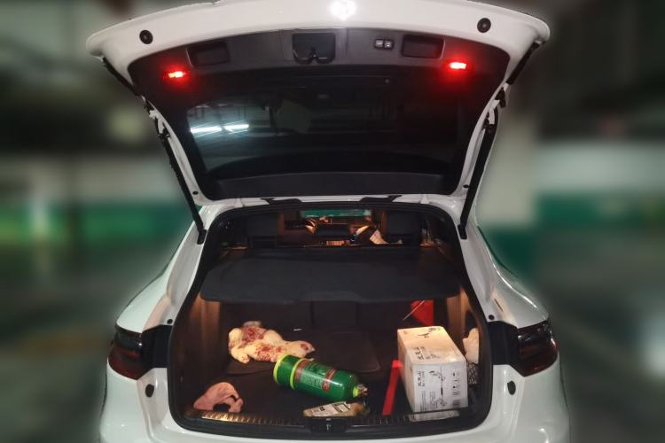 Used Porsche Macan 2017 Macan 2.0T Trunk