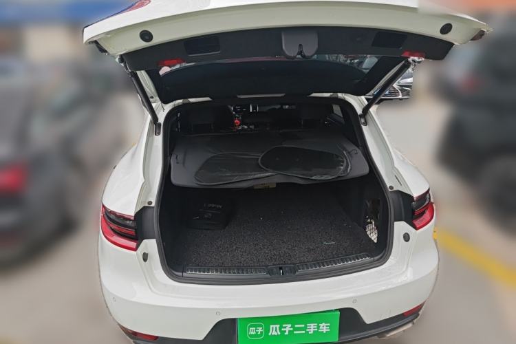 Used Porsche Macan 2017 Macan 2.0T Trunk