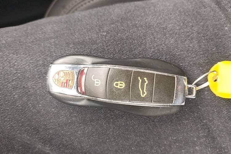 Used Porsche Macan 2017 Macan 2.0T Vehicle Key