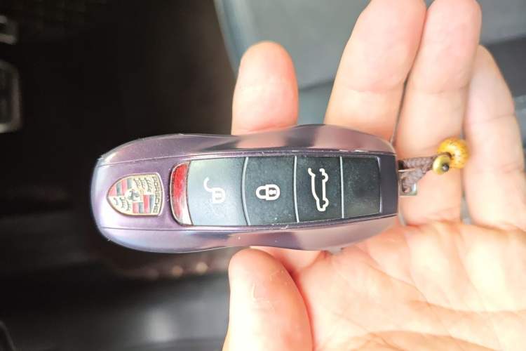 Used Porsche Macan 2017 Macan 2.0T Vehicle Key