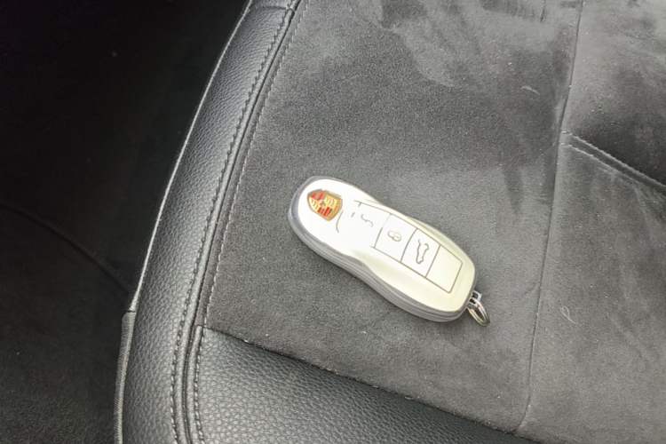 Used Porsche Macan 2017 Macan 2.0T Vehicle Key