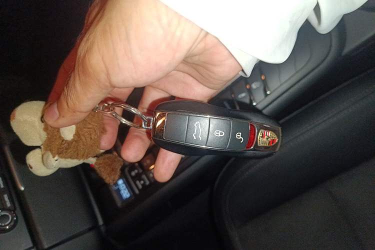 Used Porsche Macan 2017 Macan 2.0T Vehicle Key