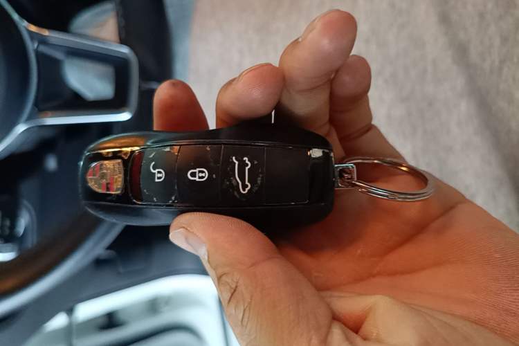 Used Porsche Macan 2017 Macan 2.0T Vehicle Key