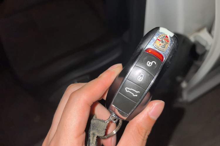Used Porsche Macan 2017 Macan 2.0T Vehicle Key